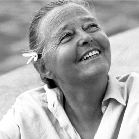 CHARLOTTE PERRIAND REVISTA MARKETING